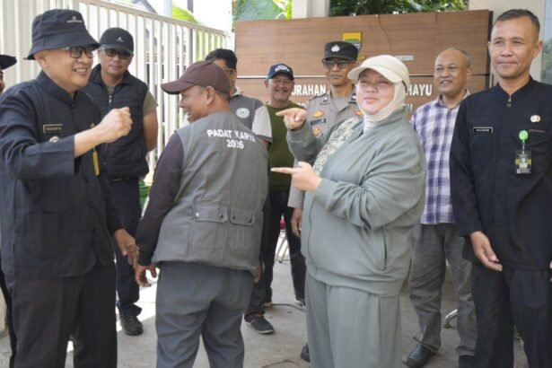 Indri Rindani Sebut Padat Karya Menekan Angka Pengangguran