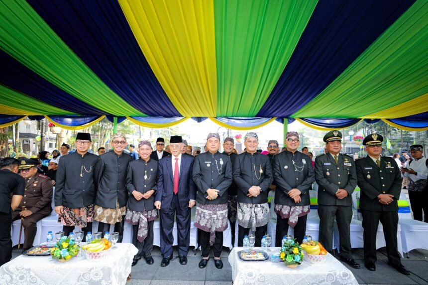 Kota Bandung Capai Pelayanan Publik dan Investasi hingga Kota Kreatif Kelas Dunia